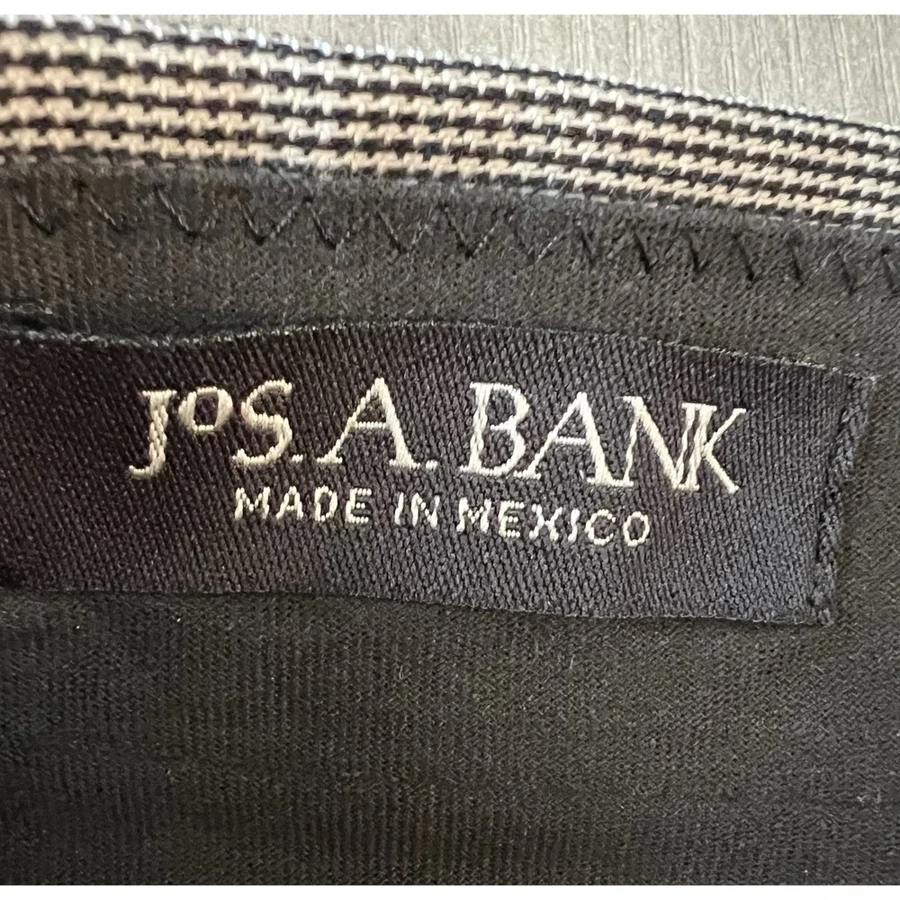 Jos A Bank Wool Men's Dress Pants Trousers 36 L Pleated Cuffed  Gray Houndstooth
